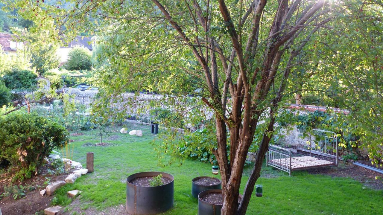 Hotel Les Jardins Sauvages Cabrerets Exterior foto